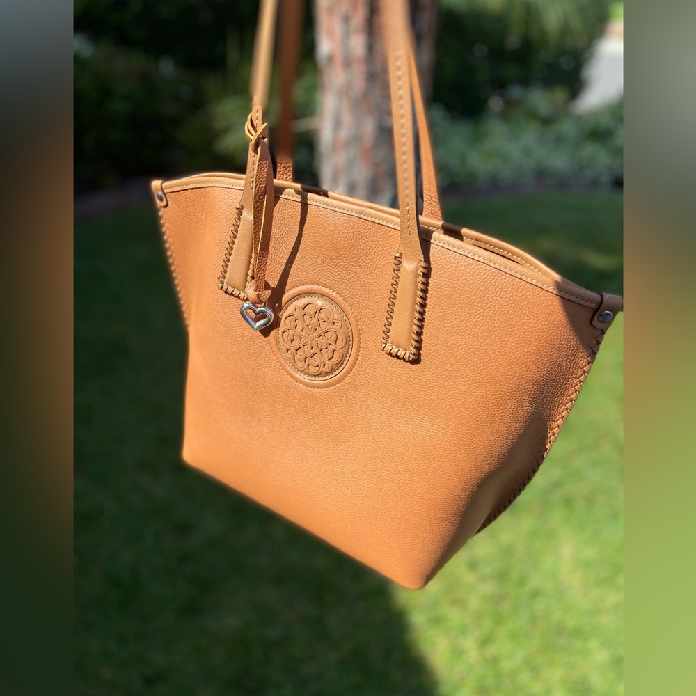 Like New Brighton Ferrara Tote - Natural